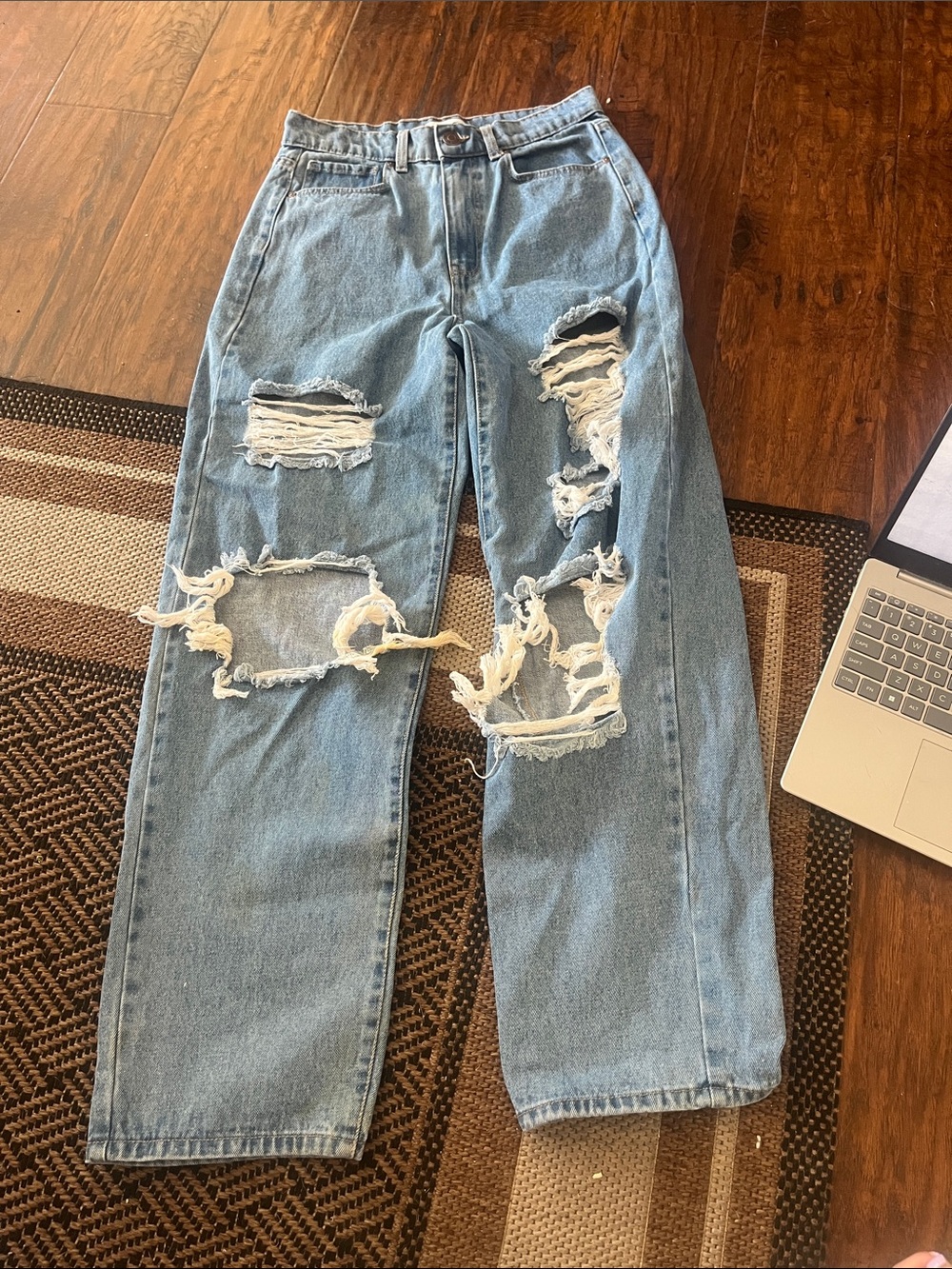 Relaxed Light Blue Distressed Women’s Jeans